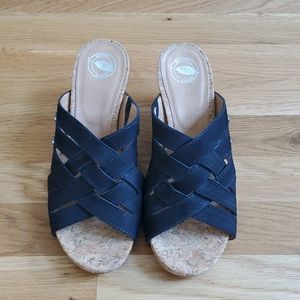 Nurture Cork Wedges